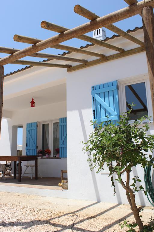 Puravida Divehouse Bed & Breakfast Сагрес Екстериор снимка