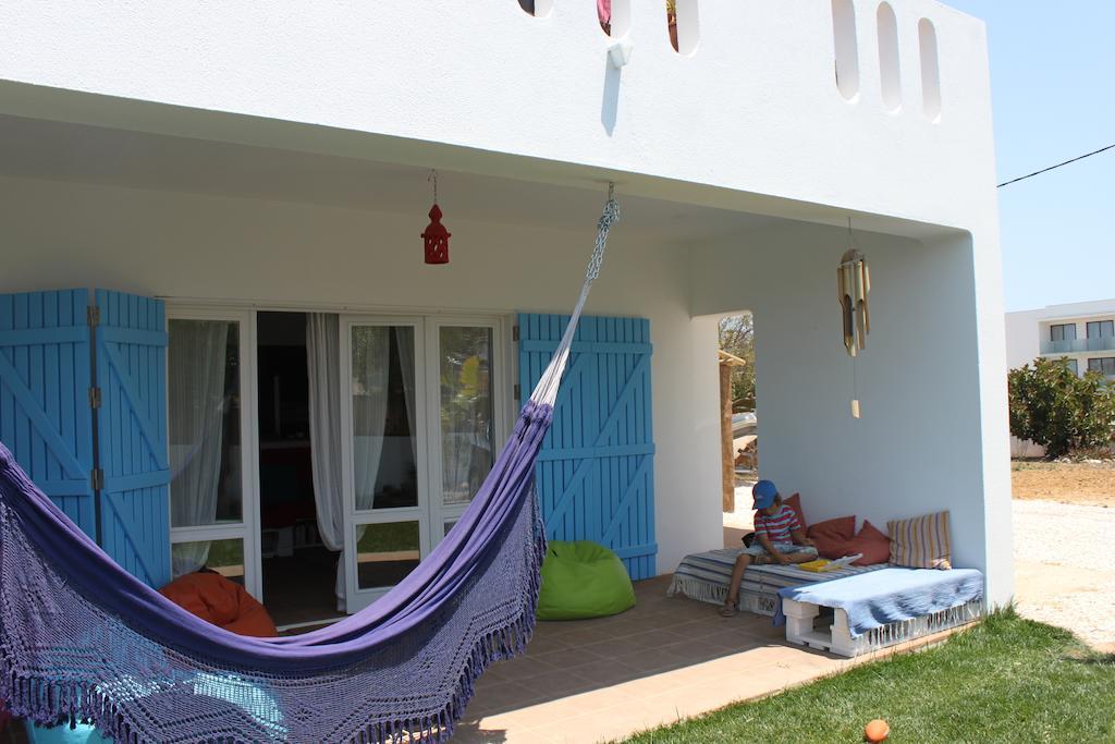 Puravida Divehouse Bed & Breakfast Сагрес Екстериор снимка
